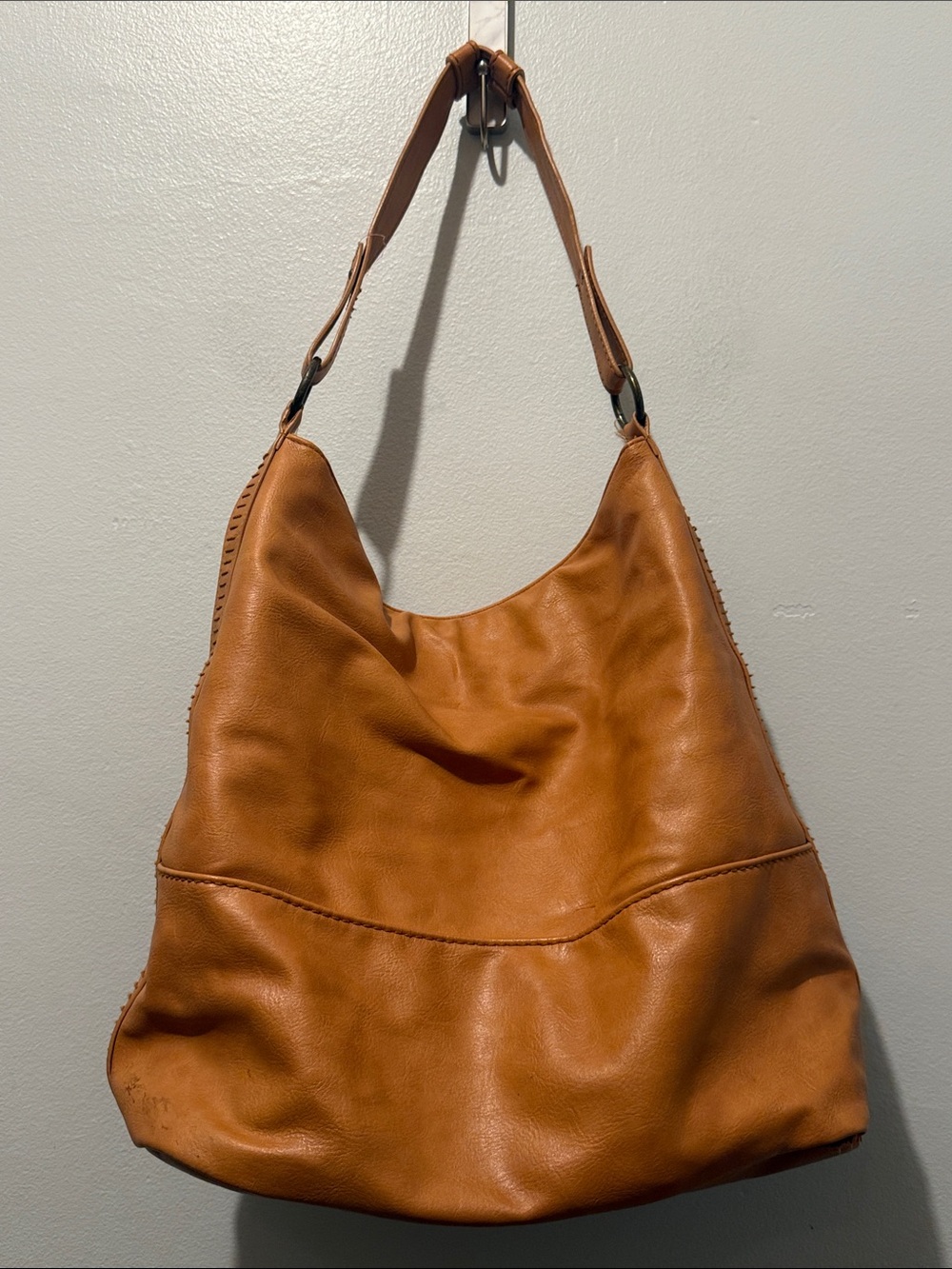 Universal Thread Tan Leather Hobo Shoulder Bag